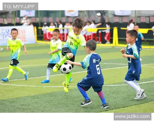 丰都足球明星盘点揭晓他们的成就与影响力