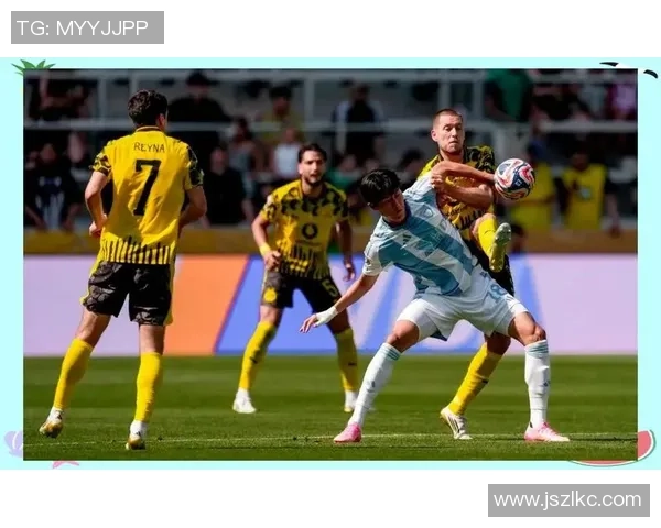 足球明星免签案例分析揭示转会市场新趋势与球队策略调整