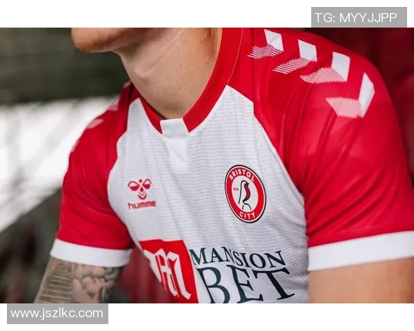 布里斯托足球明星的崛起与成就探秘：从青训到职业生涯的精彩历程