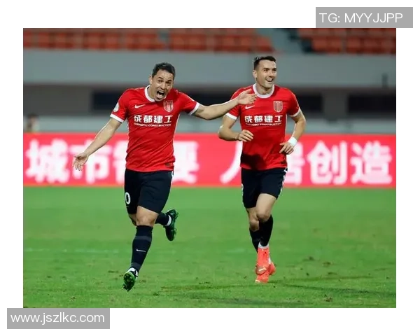 成都足球队荣登足球状态排行榜首位引发热议